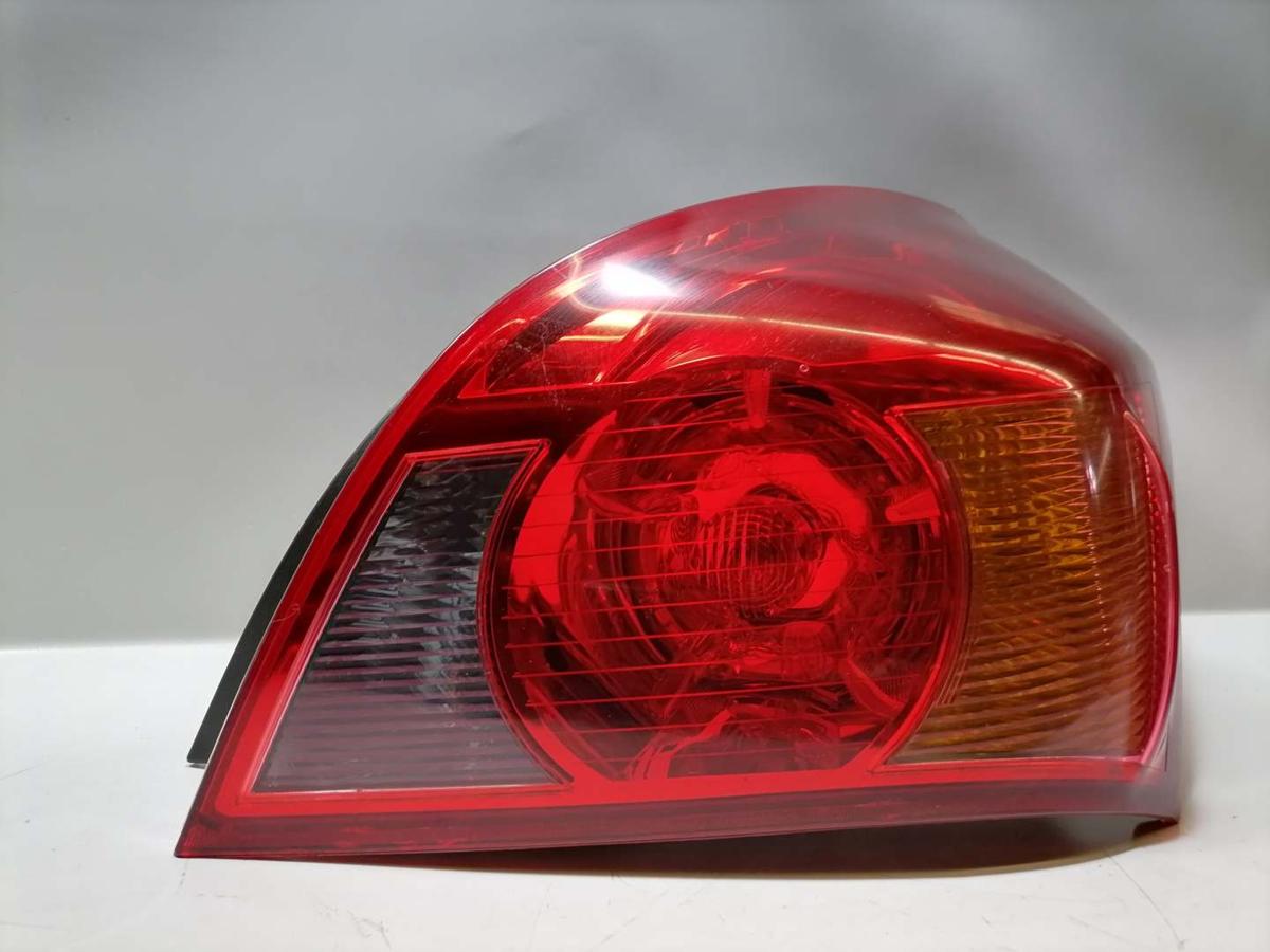 Kia Ceed ED original Rücklicht Rückleuchte Schlussleuchte rechts Fließheck Bj.2009